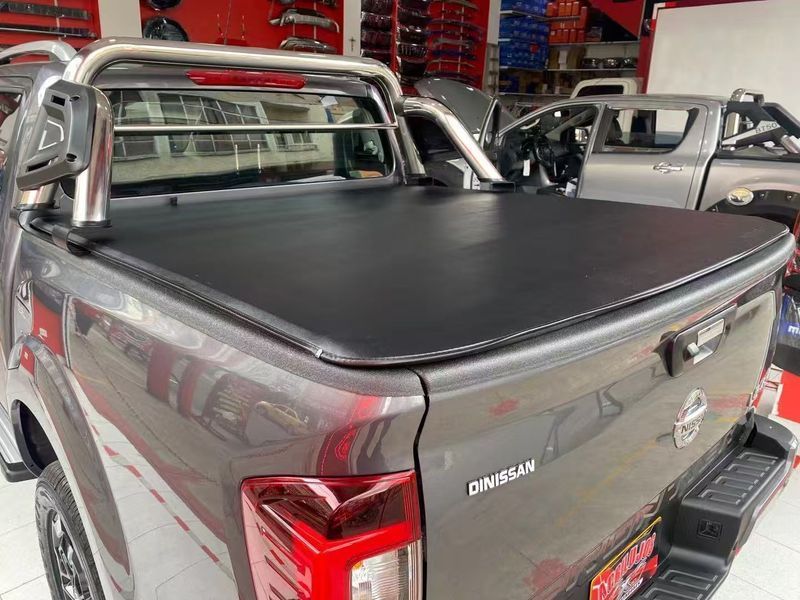 Крышка на кузов (тент) Ford Ranger T9, VW Amarok 2023+ (мягкая рулонная Soft Roll Cover) Xukey TP-RA фото