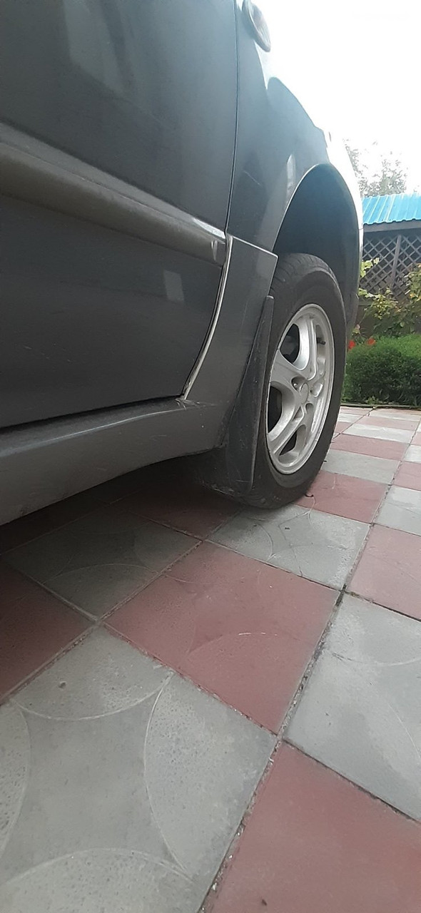 Mitsubishi Outlander 2003-2005 — брызговики, фото 2